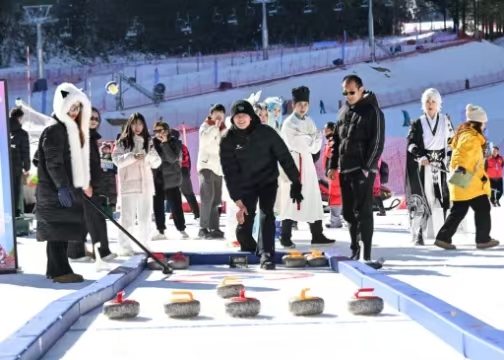 專家展望：體育產業(yè)結構優(yōu)化 潛能巨大